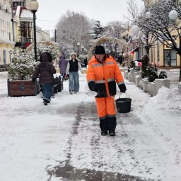 Более 116 тысяч кв. м очистили от снега дорожники в Крыму за сутки - «Новости Крыма»