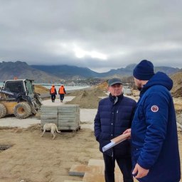 Отстают от графика: Юрий Гоцанюк проинспектировал ход реконструкции набережной в Коктебеле - «Новости Крыма»