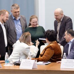 Простые весенние будни - «Политика Крыма»