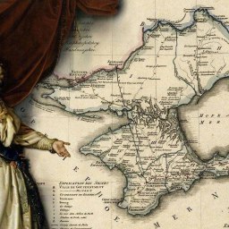 Венценосный турист - «История»