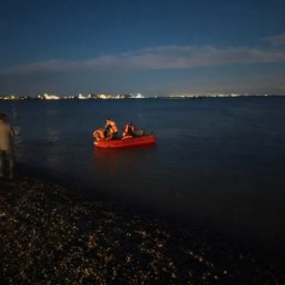 Рыбак застрял в открытом море в Евпатории - «Новости Крыма»